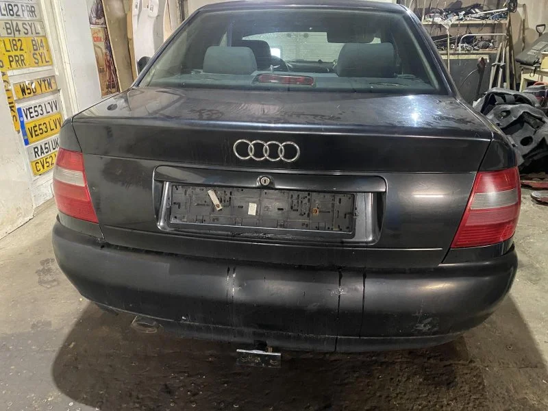 Продажа Audi A4 1.8 (125Hp) (ADR) FWD MT по запчастям