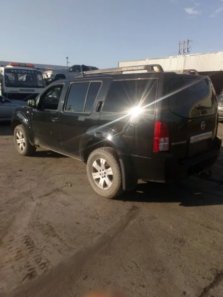 Продажа Nissan Pathfinder 2.5D (190Hp) (YD25DDTI) 4WD AT по запчастям