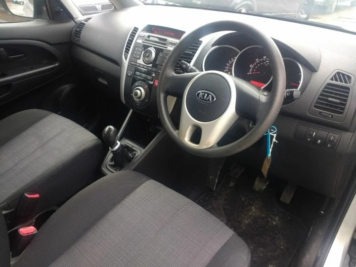 Продажа Kia Venga 1.4 (90Hp) (G4FA) FWD MT по запчастям