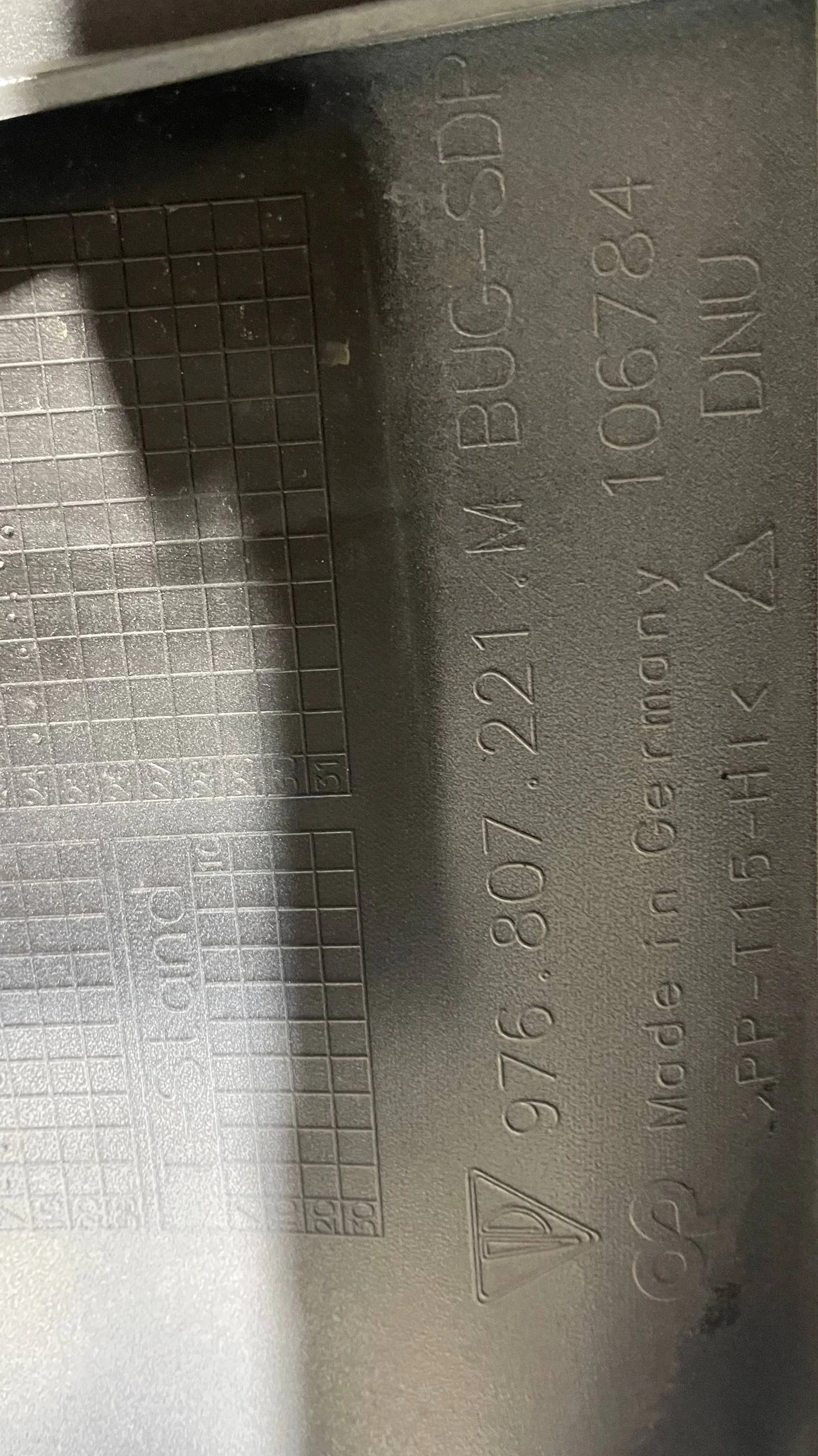 Бампер передний Porsche Panamera 976 2024 Лифтбэк (976) Porsche Panamera 976 2024