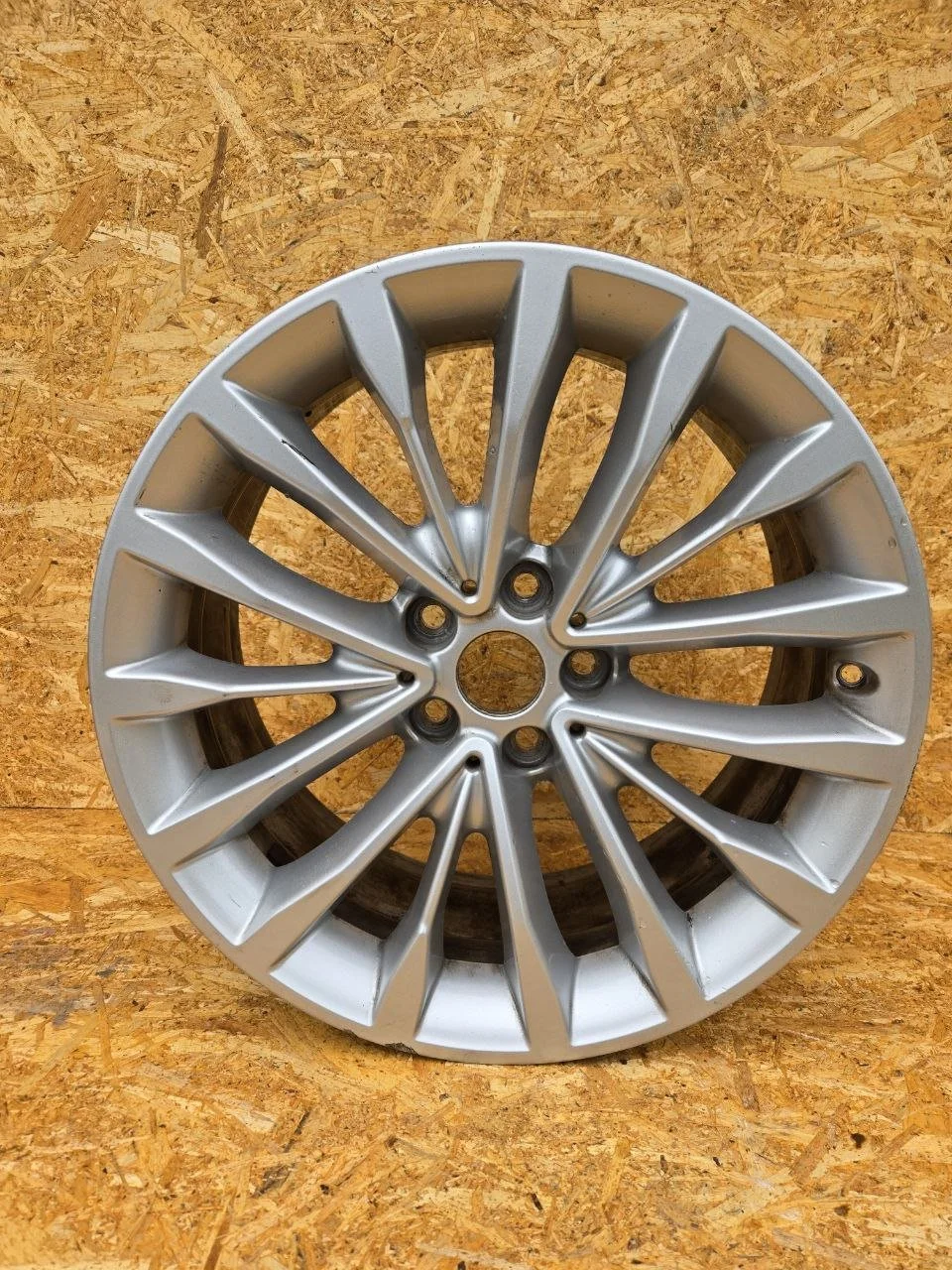 Диск колесный стальной BMW 5er G30 2016-2023  BMW 5er G30 2016-2023