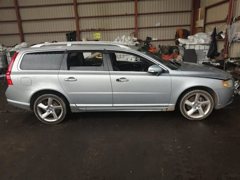 Продажа Volvo V70 3.0 (286Hp) (B6304T2) 4WD MT по запчастям