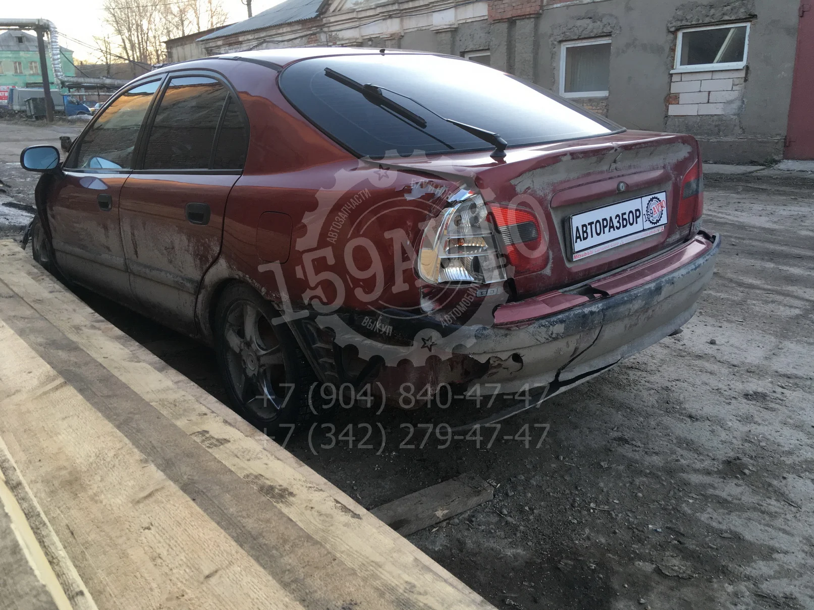 Продажа Mitsubishi Carisma 1.8 (122Hp) (4G93) FWD AT по запчастям