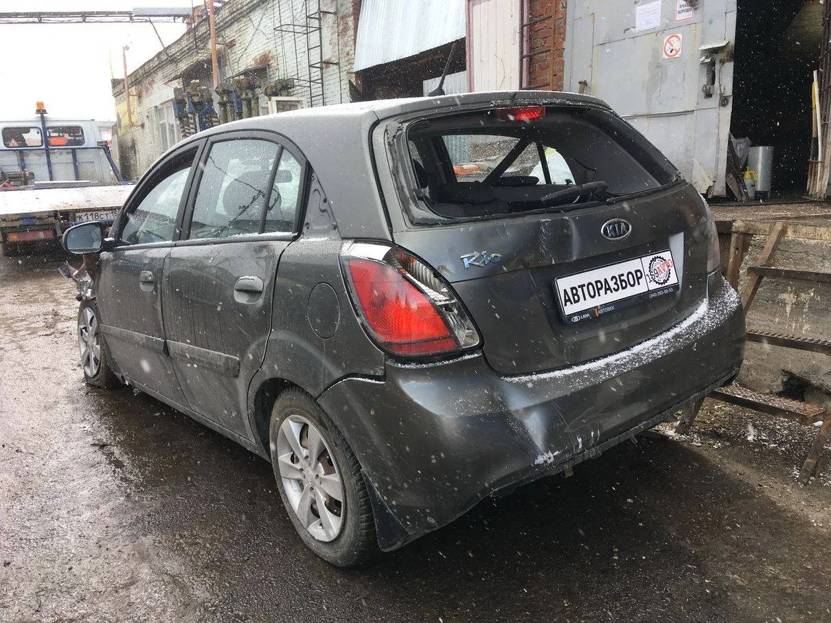 Продажа Kia Rio 1.4 (95Hp) (G4EE) FWD MT по запчастям