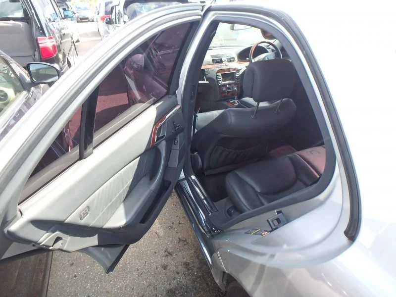 Продажа Mercedes-Benz S class 5.0 (306Hp) (113.960) RWD AT по запчастям