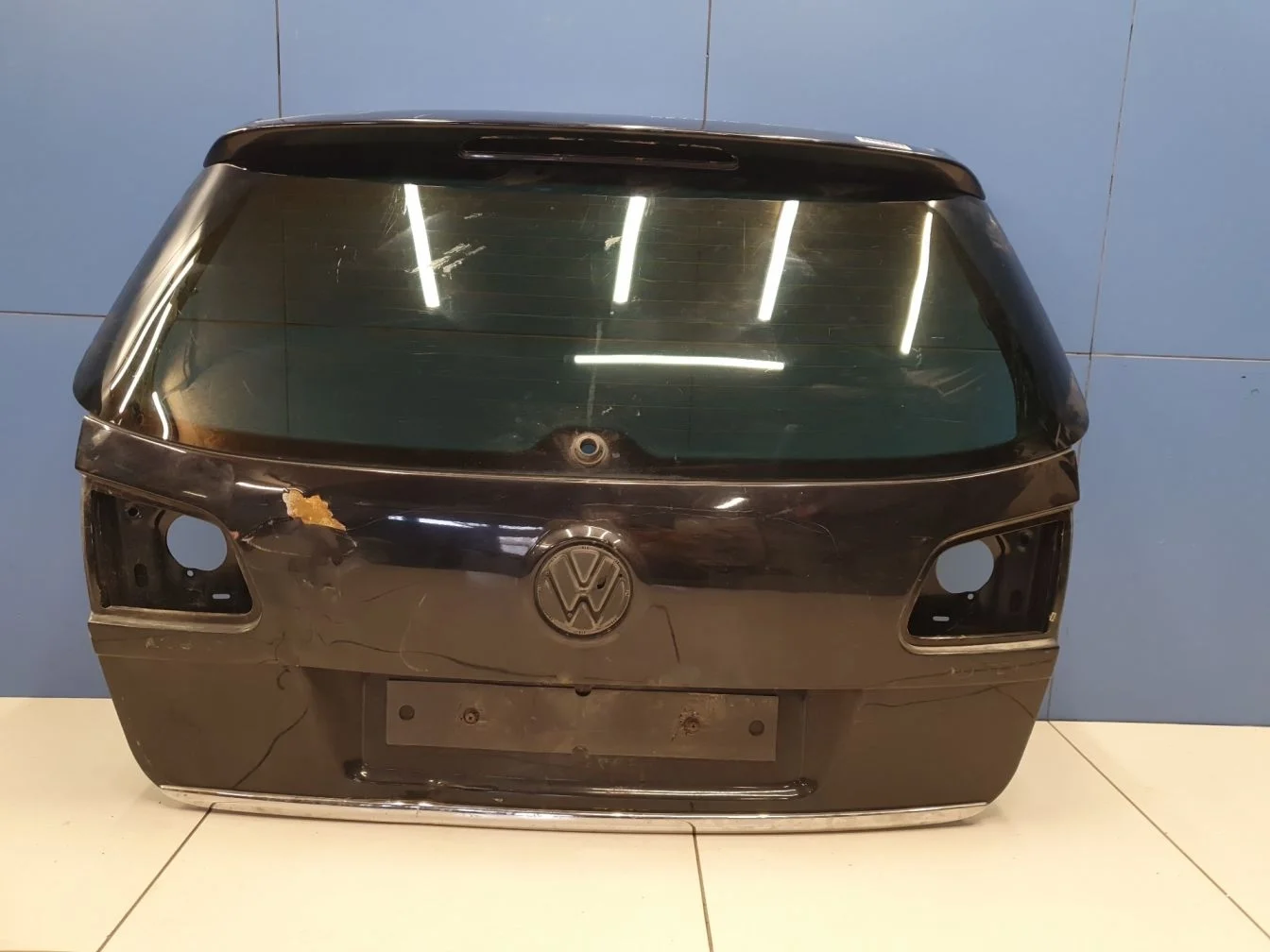 дверь багажника со стеклом для Volkswagen Passat B6 2005-2010