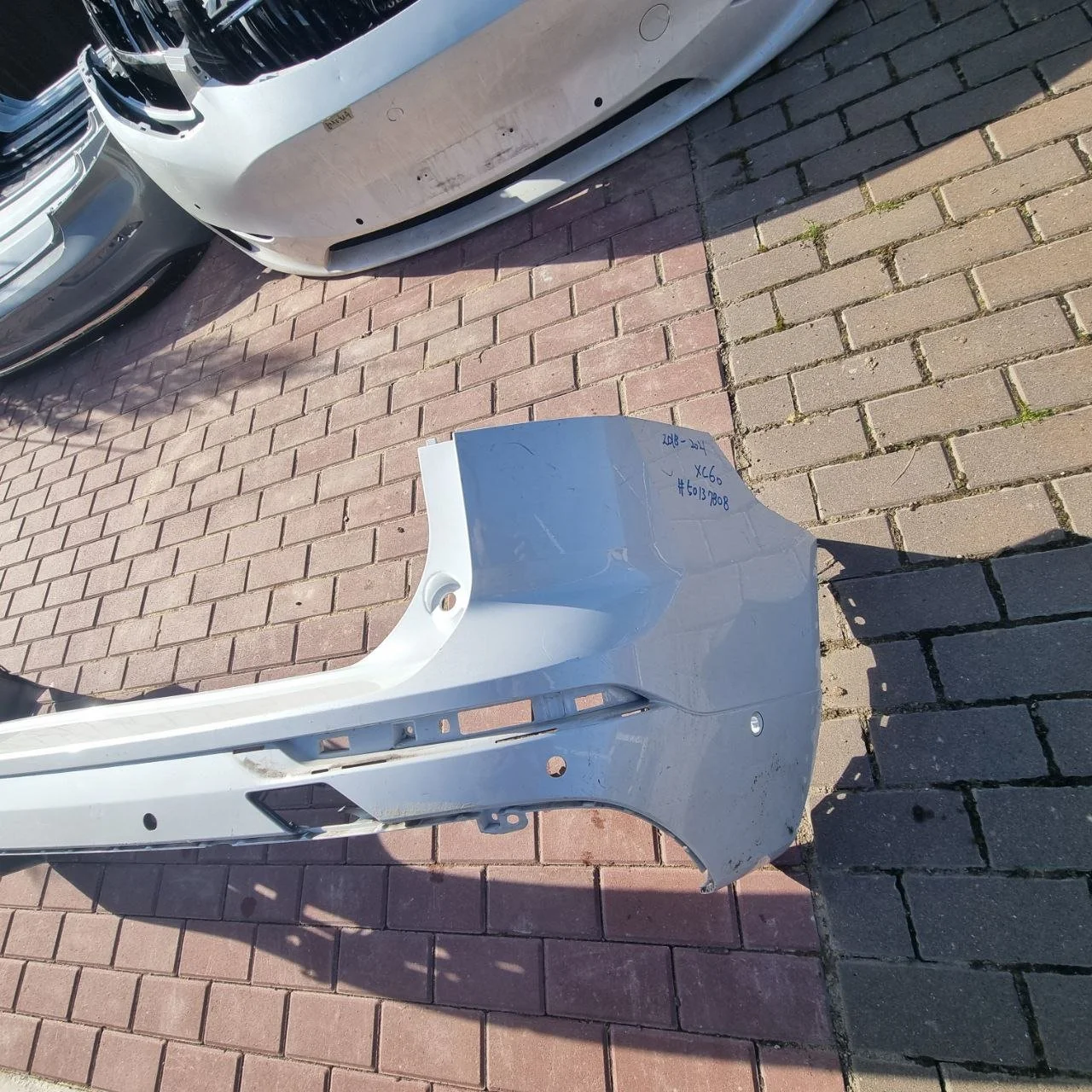 Бампер задний Volvo XC60 2 2017-2021  Volvo XC60 2 2017-2021