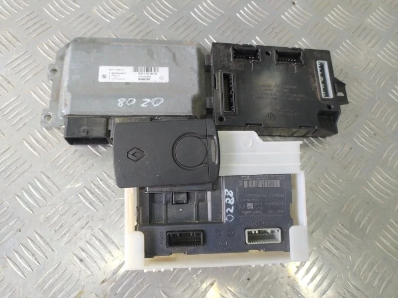 Блок управления двигателем ( комплект) Renault Kaptur 2016-2020 237100167S ДЖИП/SUV H4MD429