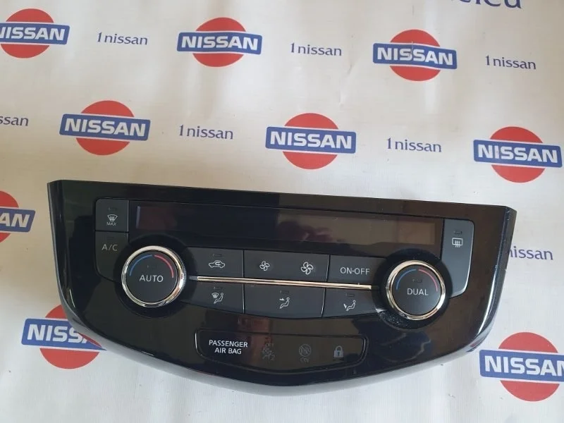 Блок управления климат-контролем Nissan Qashqai 2014 275004BB3B J11 HRA2, передний