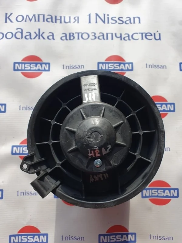 Мотор печки Nissan Qashqai 2014 272264EM0A J11 HRA2, передний