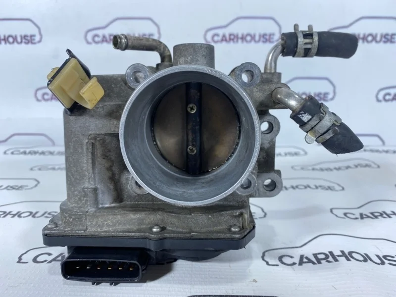 Дроссельная заслонка Toyota Corolla 120 2.0 1AZ