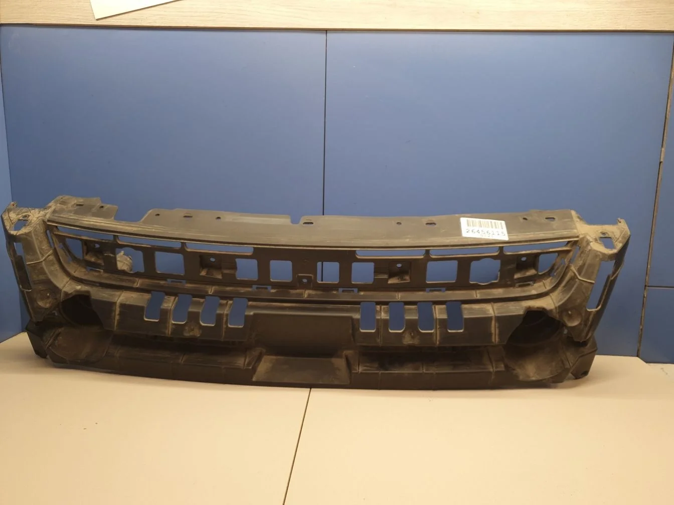 Кронштейн решетки радиатора для Ford Kuga 2012-2019