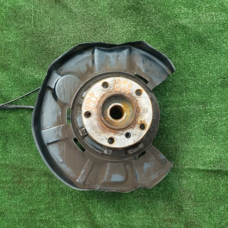 Кулак задний BMW 330DX 2018 F30/F31