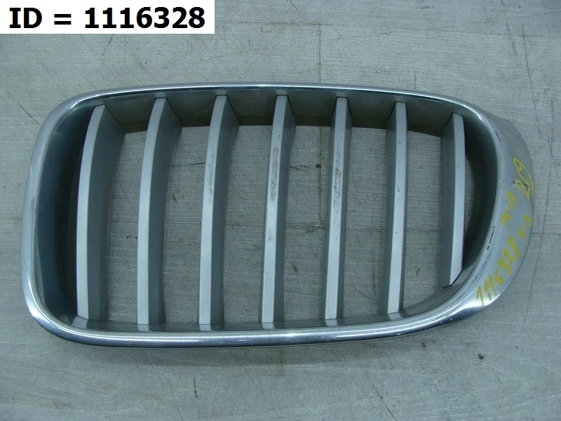 Решетка радиатора левая BMW X3 F25 БМВ