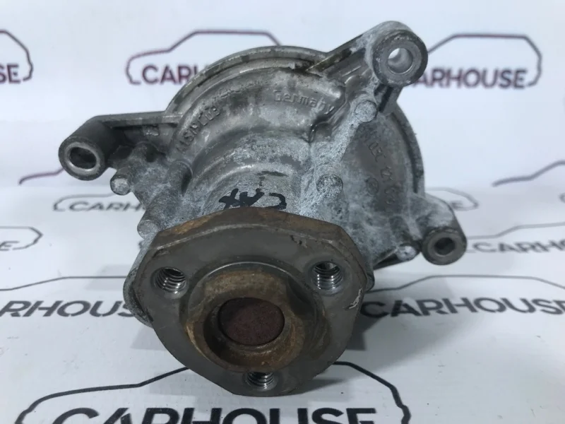 Помпа Volkswagen Passat B7 1.4 CAX
