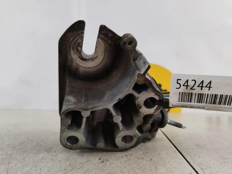 Кронштейн двигателя Ford Kuga 2011 CBV