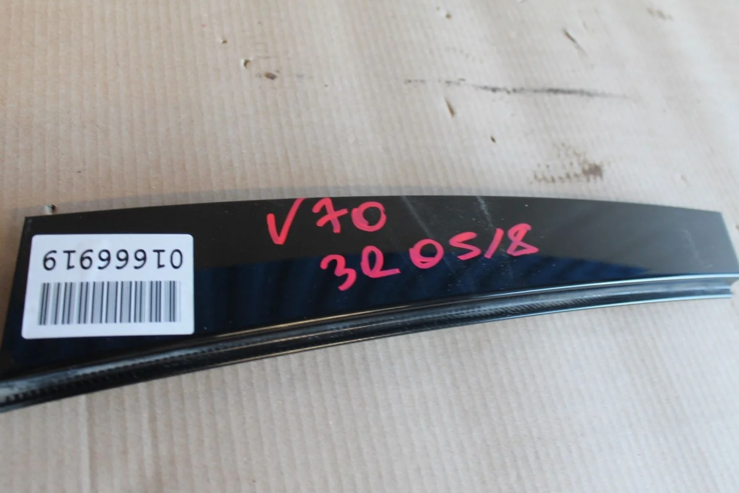 Накладка рамки двери задняя правая для Volvo XC70 Cross Country 2007-2016