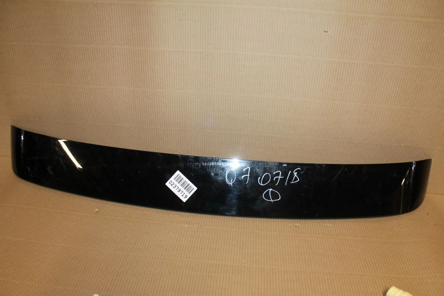 Спойлер двери багажника для Audi Q7 4L 2005-2015