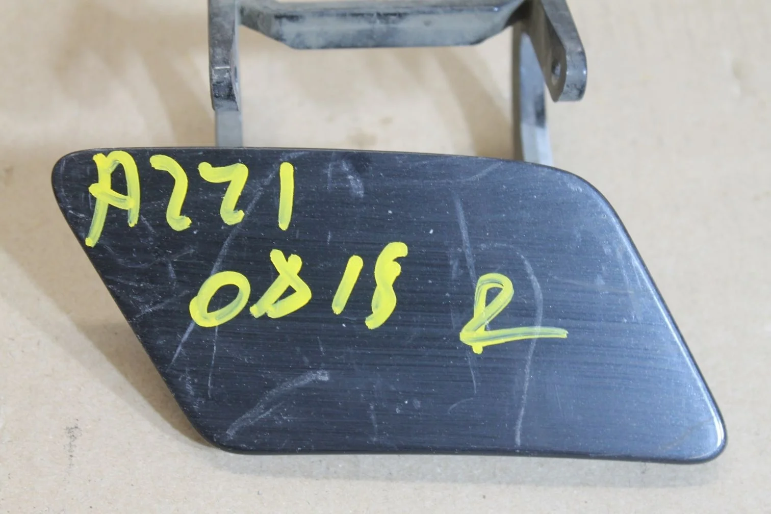 Крышка форсунки омывателя фары правая для Mercedes S-klasse W221 2005-2013