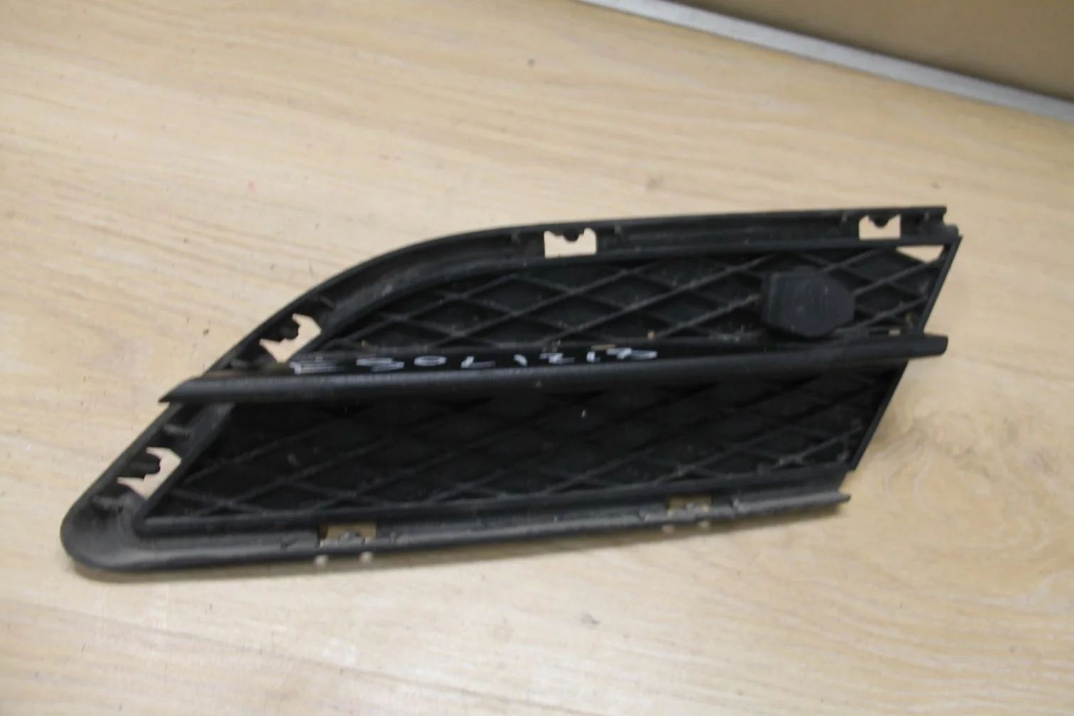 Заглушка птф фары в бампере левая для BMW 3 E90 2005-2013