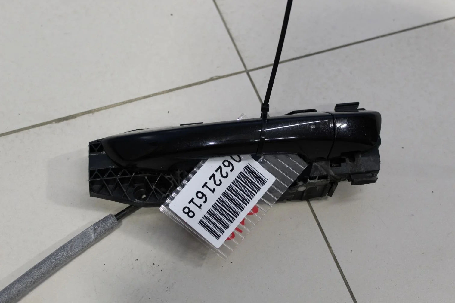 Ручка двери нaружная задняя левая для Skoda Superb 3T 2008-2015