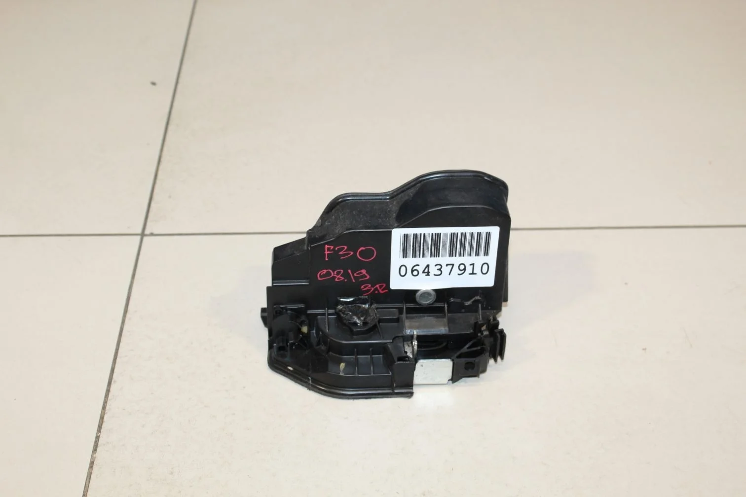 Замок двери задней правой для BMW 3 F30 2011-2018