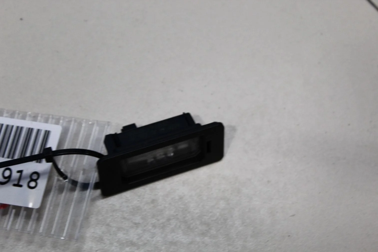 Фонарь подсветки номерного знака для BMW 5 G30 F90 2016-