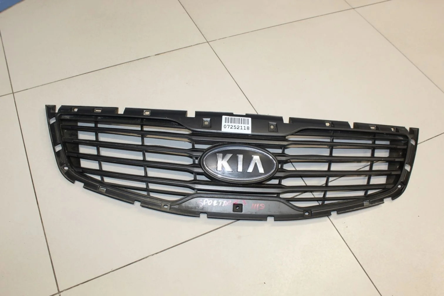 Решетка радиатора для KIA Sportage 2010-2015
