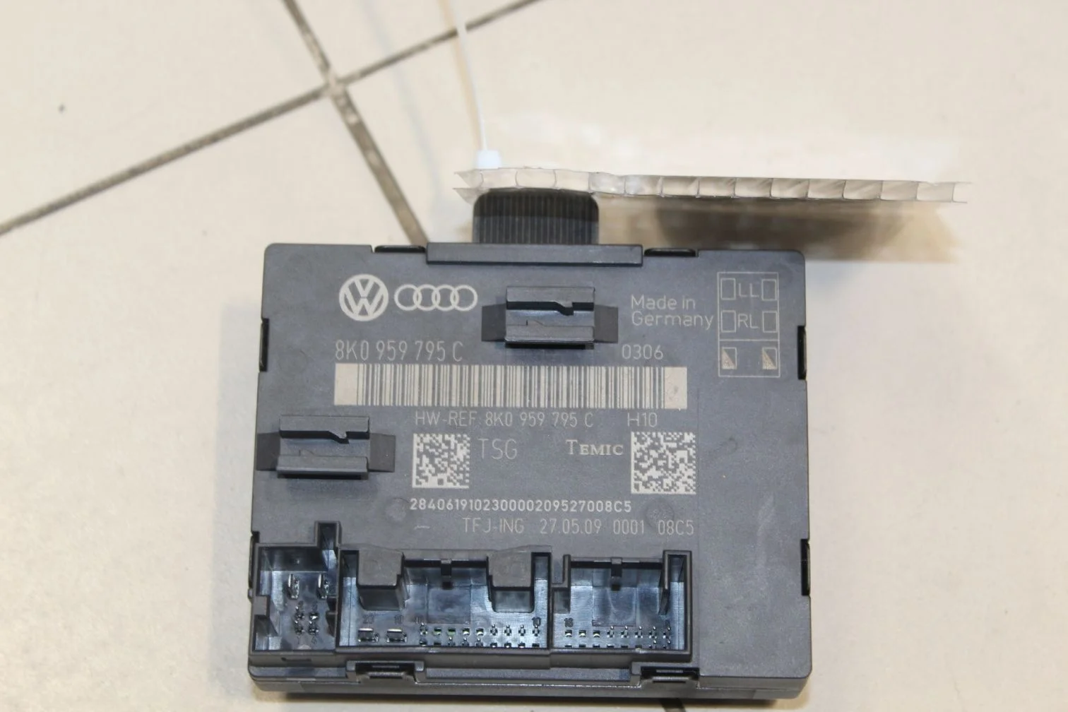 Блок комфорта задней левой двери для Audi A4 B8 2007-2015