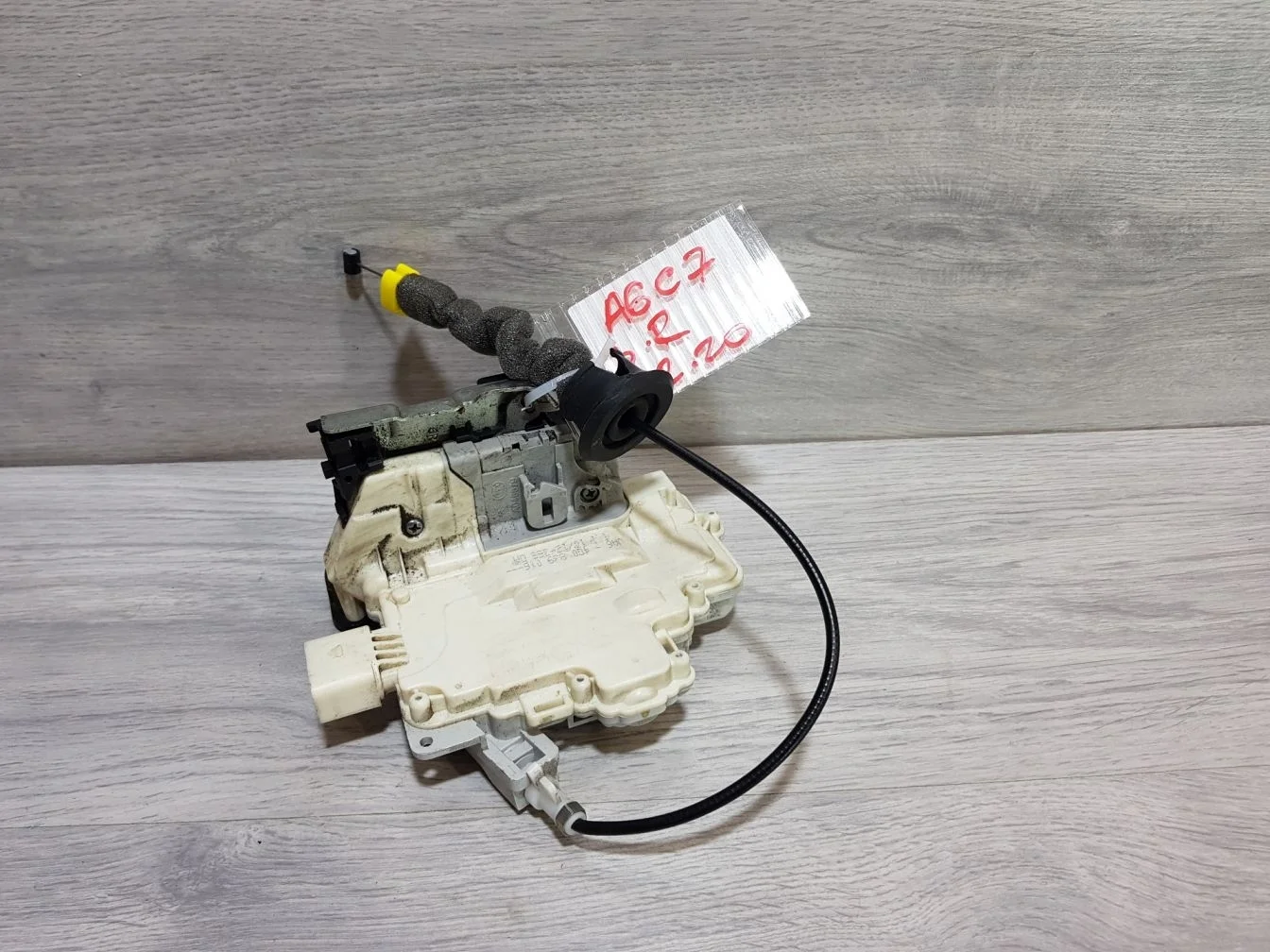 Замок двери задней правой для Audi A6 S6 C7 2011-2018