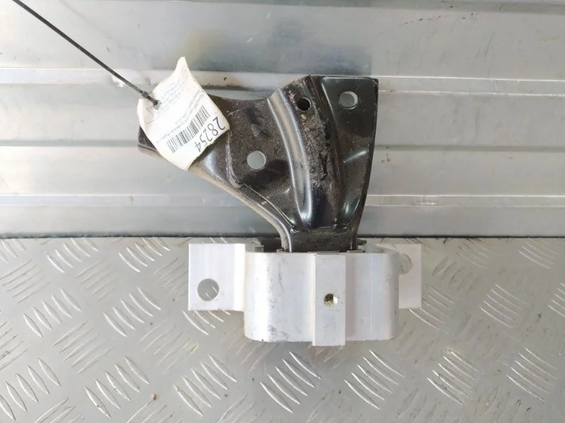 Подушка двигателя Renault Logan 2004-2009 8200420742 СЕДАН K7J A 710