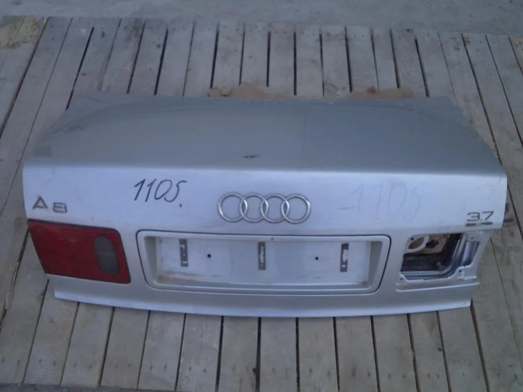 Крышка багажника Audi A8 D2 1995-2003 4D0827023N