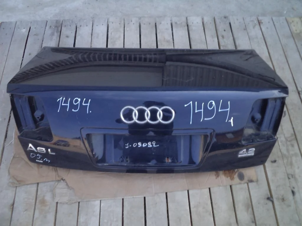 Крышка багажника Audi A8 D3 2003-2010 4E0827023B