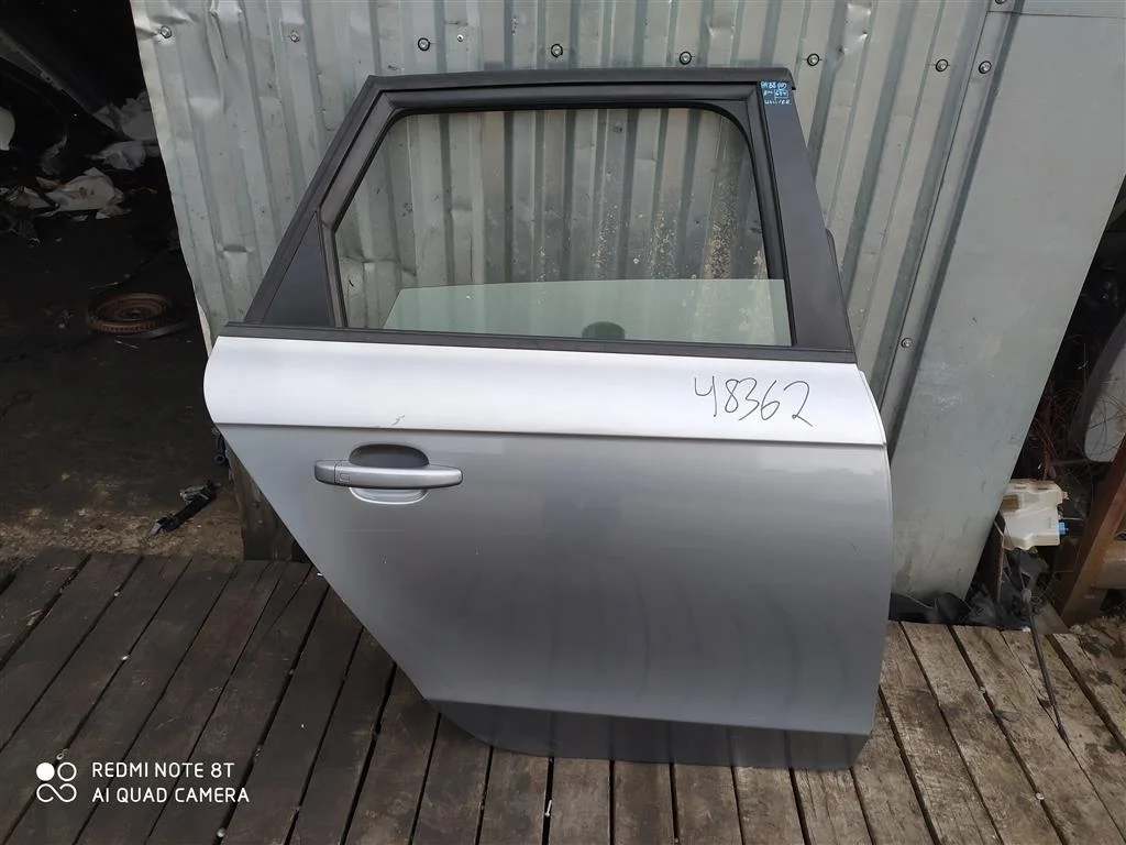 Дверь задняя правая Audi A4 2008-2015 8K9833052D
