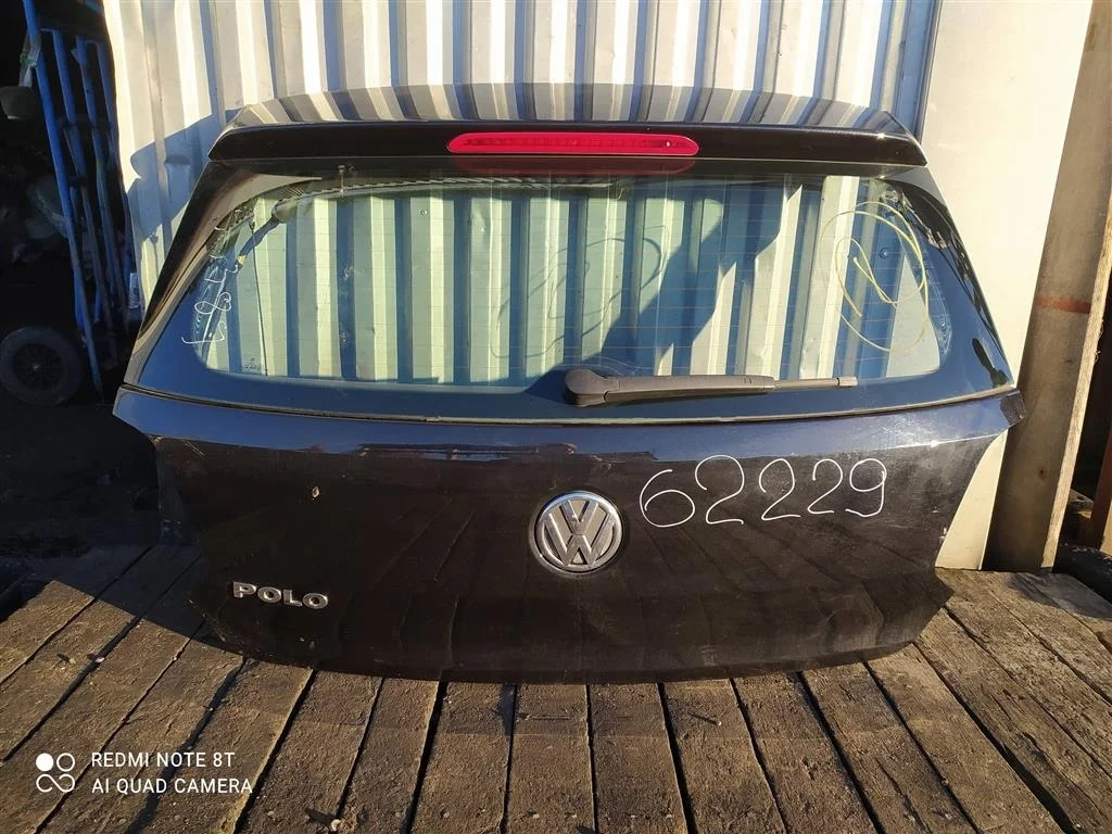 Крышка багажника VW Polo 5 2010-2019 6R6827025C