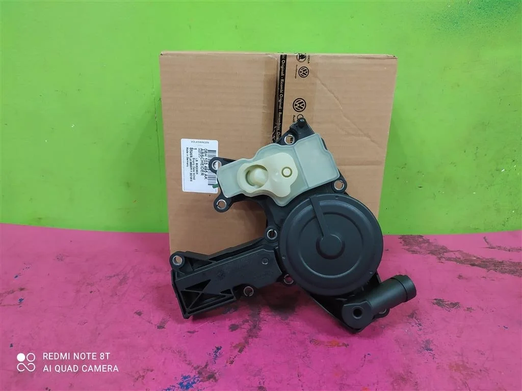 Маслоотделитель Audi A6 C7 Q3 Q5 2,0 CDNC CDN CAE