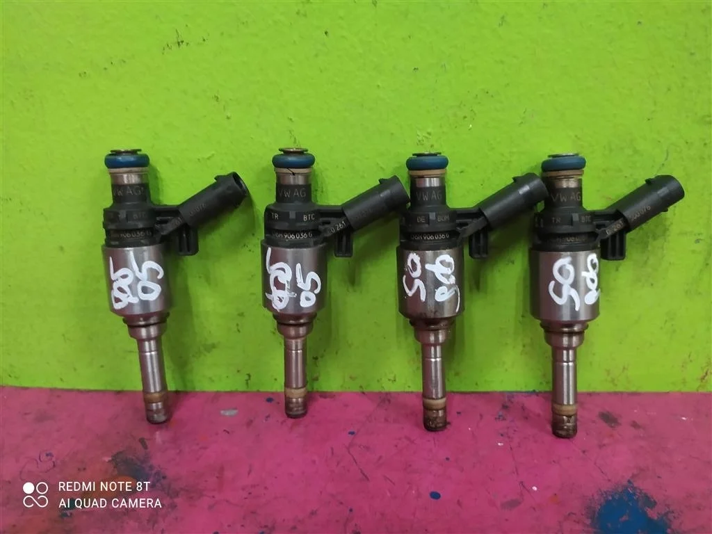 Форсунка Audi Q5 2,0 CDNC CAEB CHJA 06H906036G