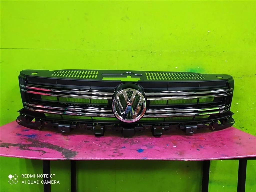 Решетка радиатора VW Tiguan рест 2012-2017 новая