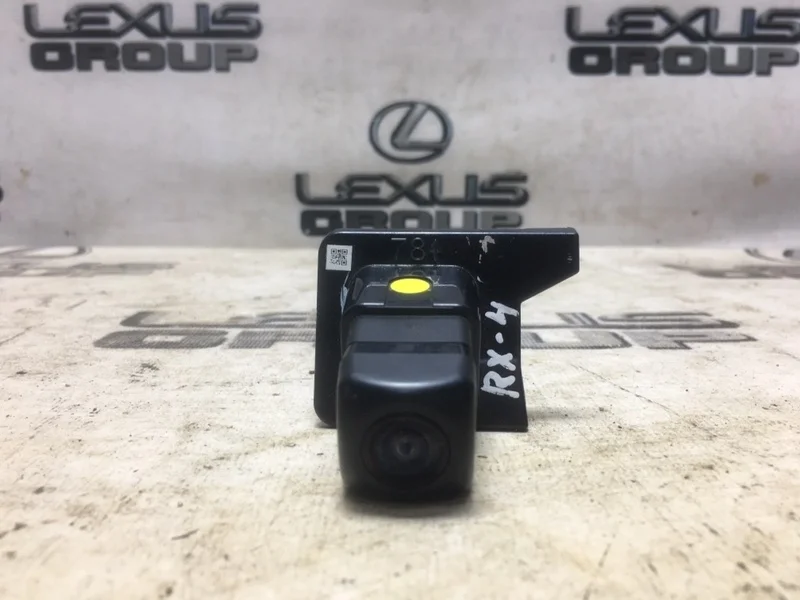 Камера заднего вида задняя Lexus Rx450H GYL25