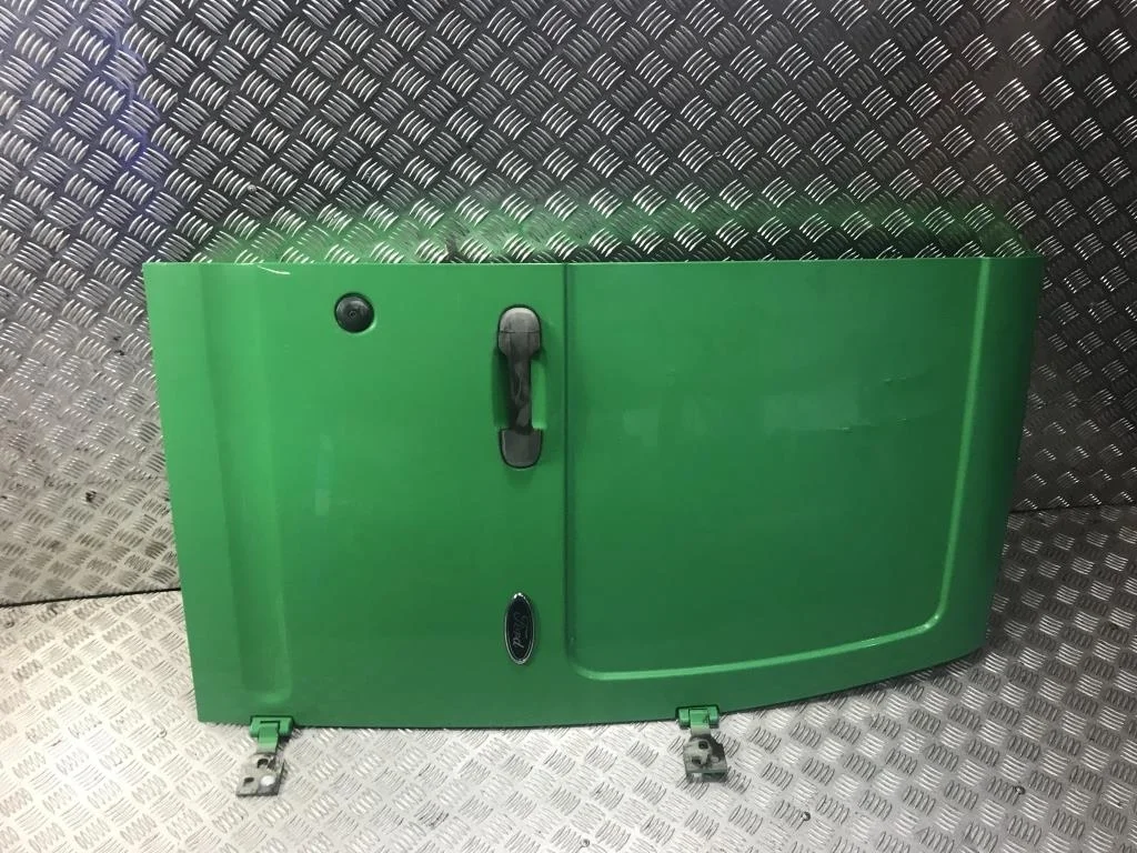 Дверь распашная задняя правая  форд Connect