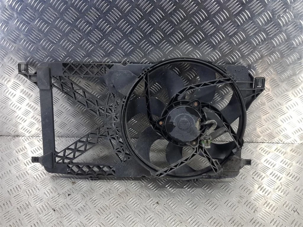 Вентилятор охлаждения радиатора  форд Transit