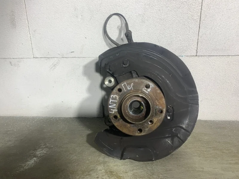 Кулак поворотный BMW X1 X20D 2012 E84