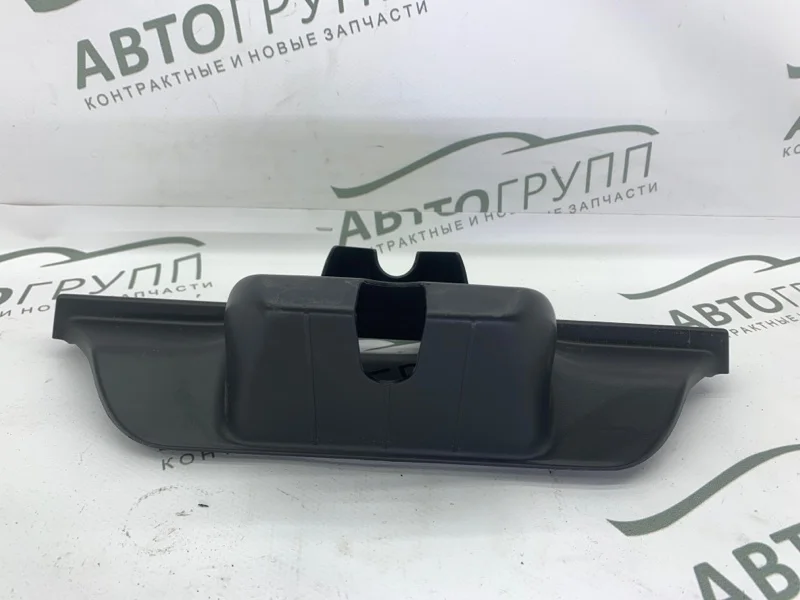 Накладка замка багажника BMW X5 40d 2011 E70 Рест