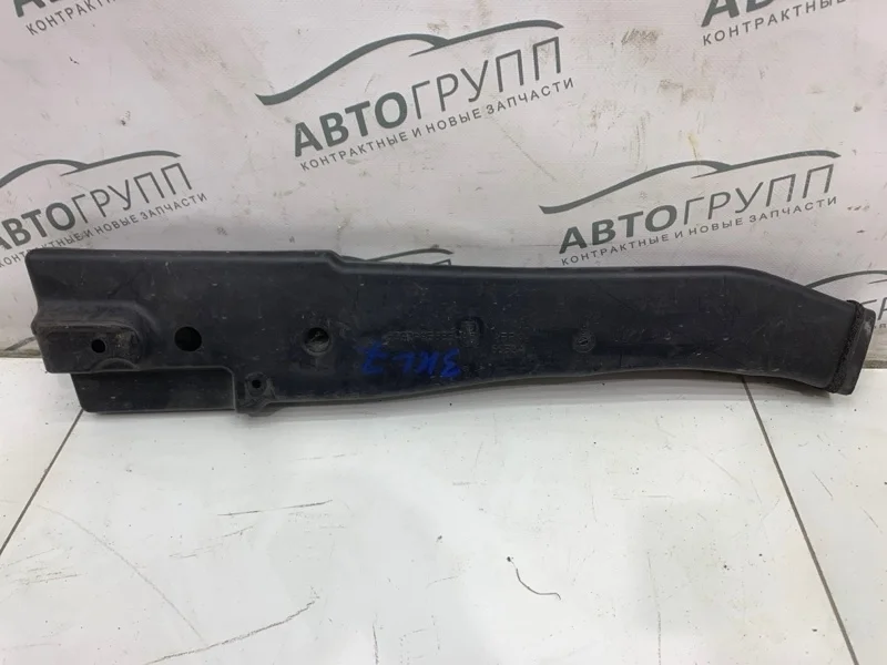 Патрубок воздушный LR Freelander 2 2011 L359 Рест