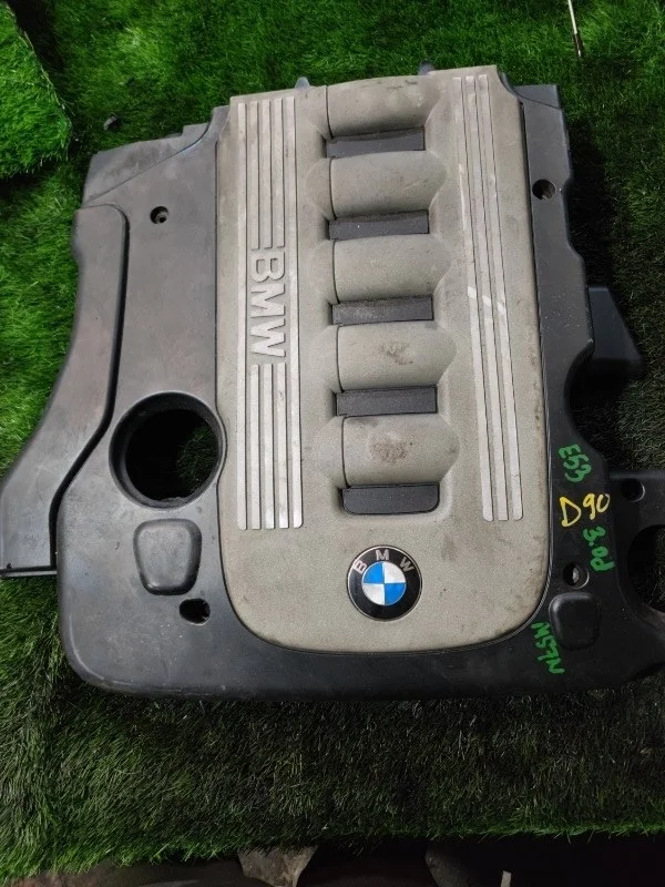 Защитный кожух двигателя BMW X5 3.0d 2006 E53
