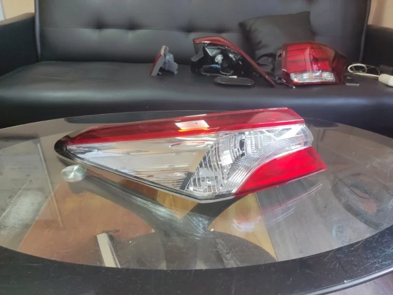 Фонарь Toyota Camry 2018-2021 70