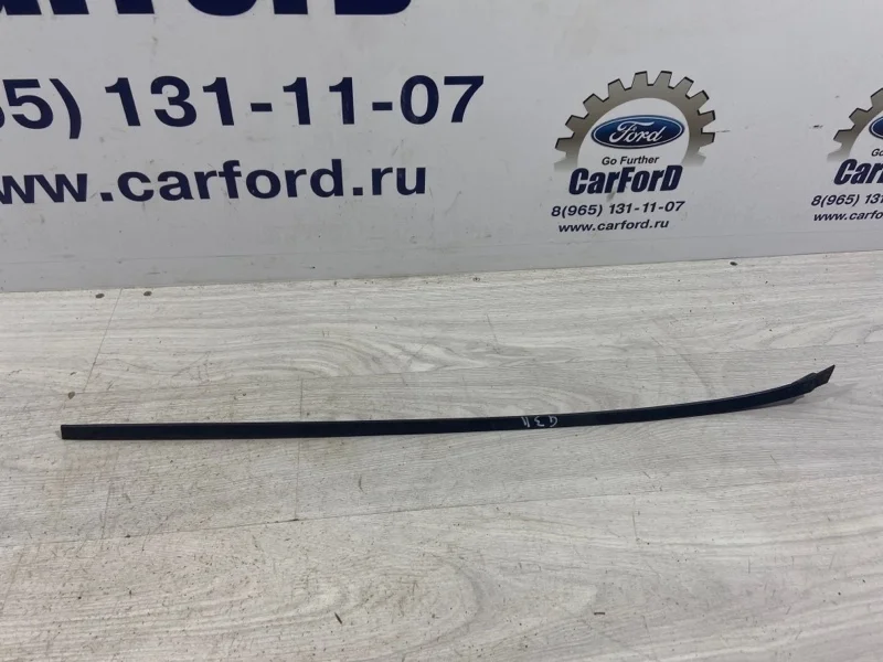 Молдинг лобового стекла правый Ford Mondeo 4