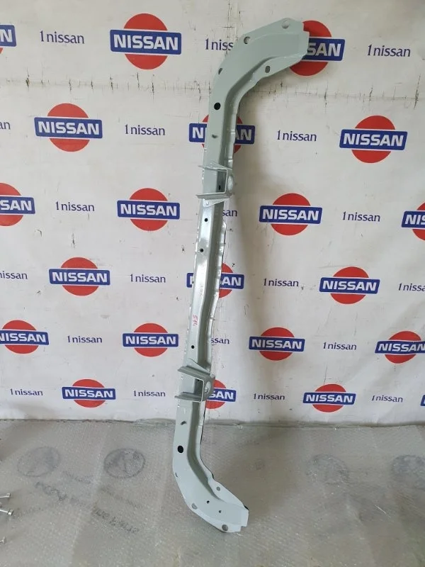 Панель радиатора ( телевизор) Nissan X Trail 2016 625304CE0A T32 MR20DD, передний