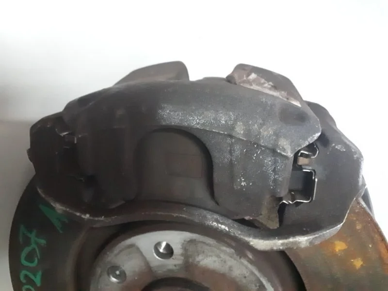 Суппорт тормозной Peugeot 207 2006-2009 4400R8 I 1.6, передний левый