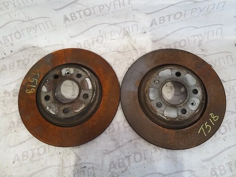 Тормозной диск Audi A5/S5 2010 8T